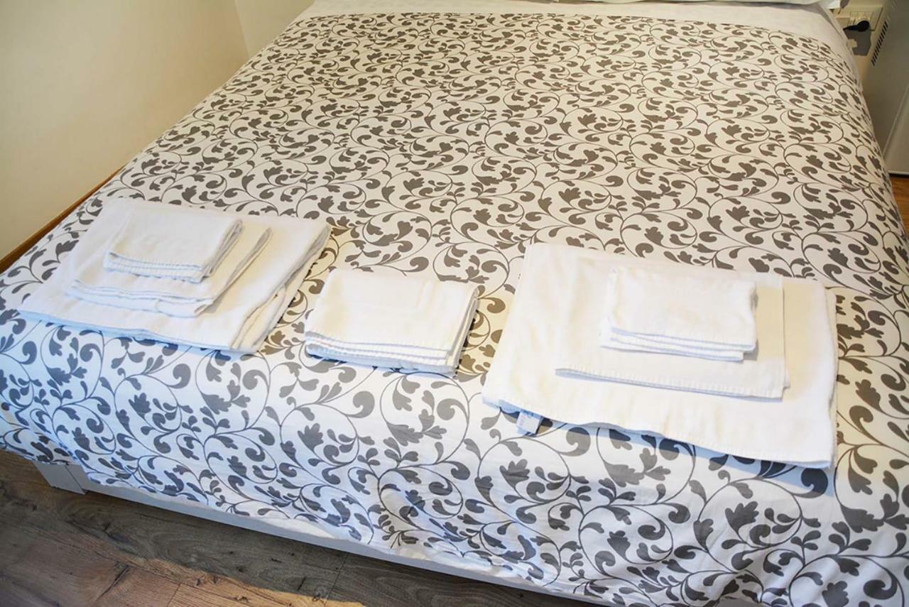 Camere Calocci Asyż Zewnętrze zdjęcie